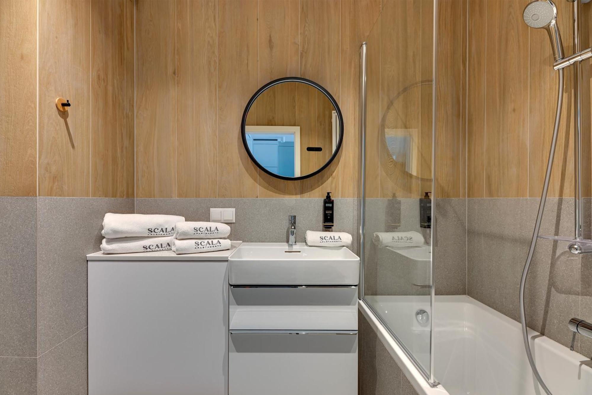 Premiem Cube Apartments In Center By Lion Apartments Gdansk Bagian luar foto